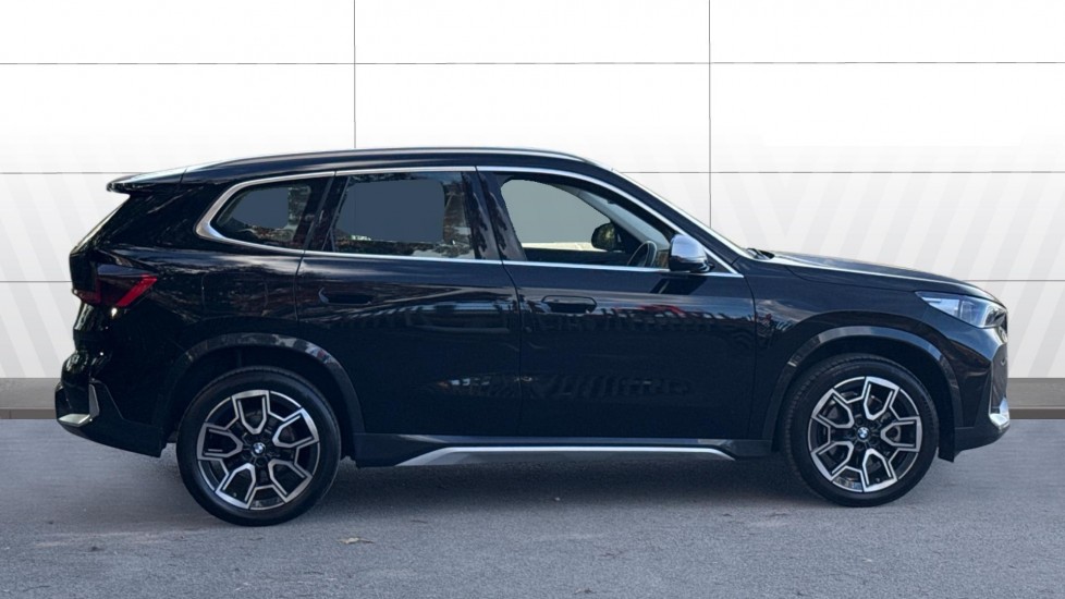 BMW X1 sDrive 20i MHT xLine 5dr Step Auto Petrol Estate - Image 3