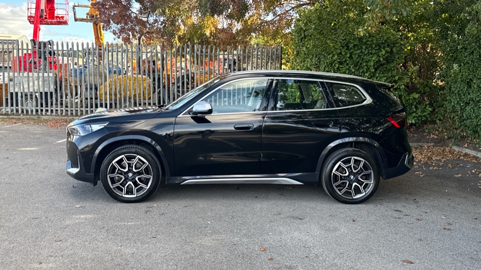 BMW X1 sDrive 20i MHT xLine 5dr Step Auto Petrol Estate - Image 8