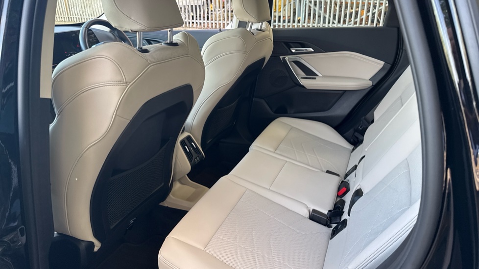 BMW X1 sDrive 20i MHT xLine 5dr Step Auto Petrol Estate - Image 10