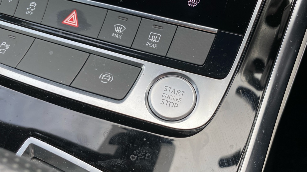 Audi Q7 50 TDI Quattro S Line 5dr Tiptronic Diesel Estate - Image 23