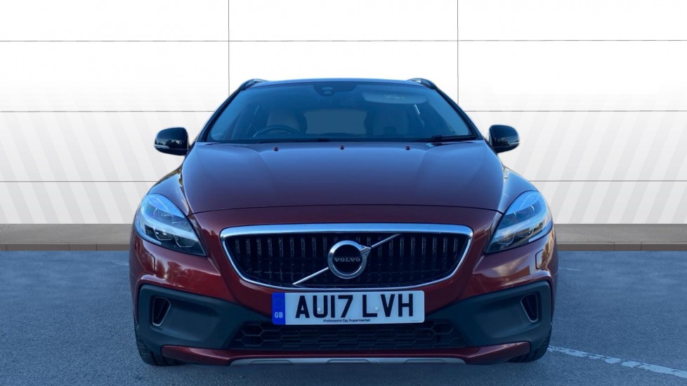 Volvo V40 T3 [152] Cross Country Pro 5dr Geartronic Petrol Hatchback - Image 3
