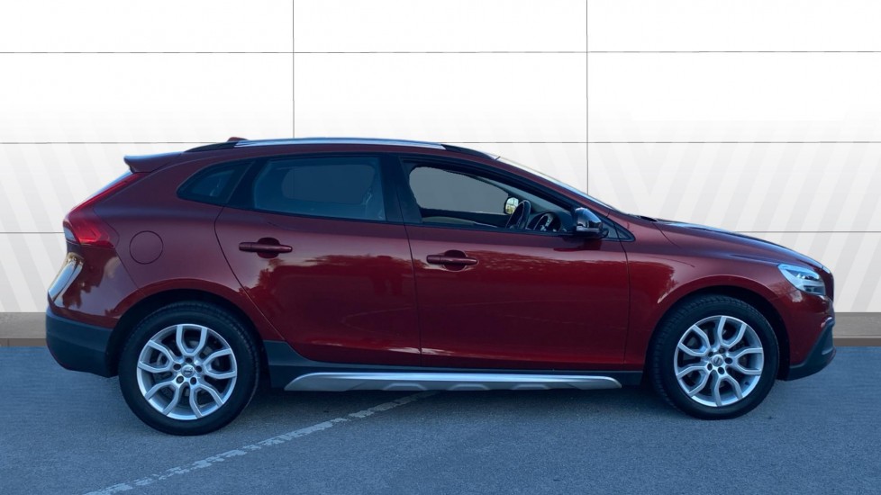 Volvo V40 T3 [152] Cross Country Pro 5dr Geartronic Petrol Hatchback - Image 5