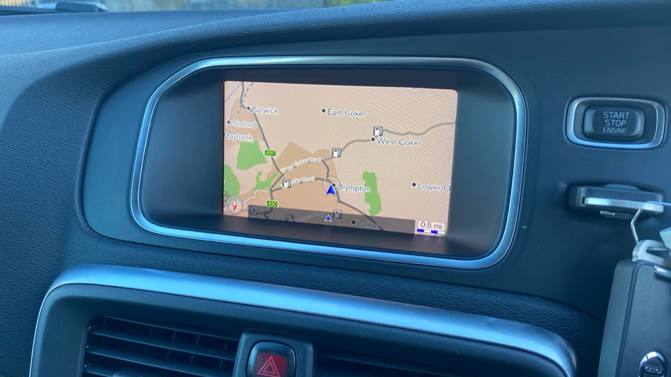 Volvo V40 T3 [152] Cross Country Pro 5dr Geartronic Petrol Hatchback - Image 12