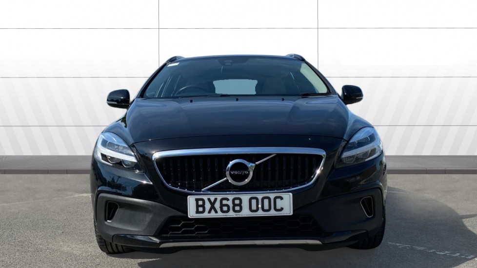 Volvo V40 T3 [152] Cross Country Pro 5dr Geartronic Petrol Hatchback - Image 3