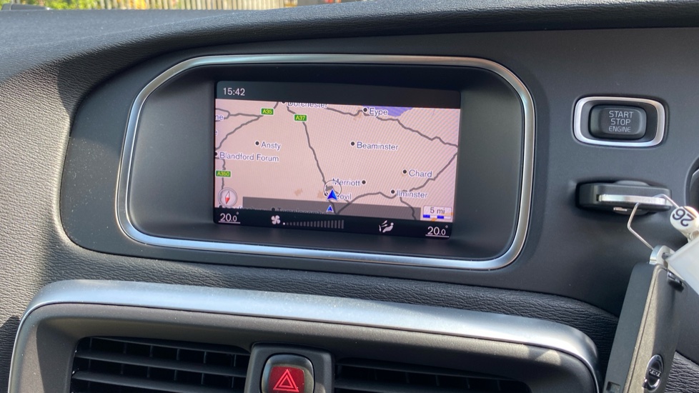 Volvo V40 T3 [152] Cross Country Pro 5dr Geartronic Petrol Hatchback - Image 12
