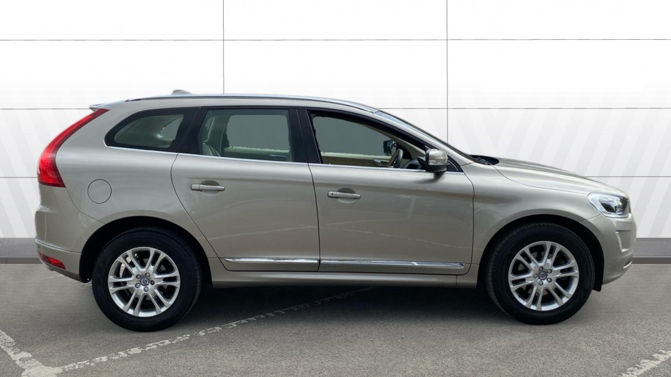 Volvo XC60 D4 [190] SE Lux Nav 5dr Geartronic Diesel Estate - Image 5