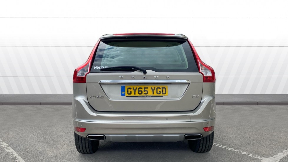 Volvo XC60 D4 [190] SE Lux Nav 5dr Geartronic Diesel Estate - Image 6