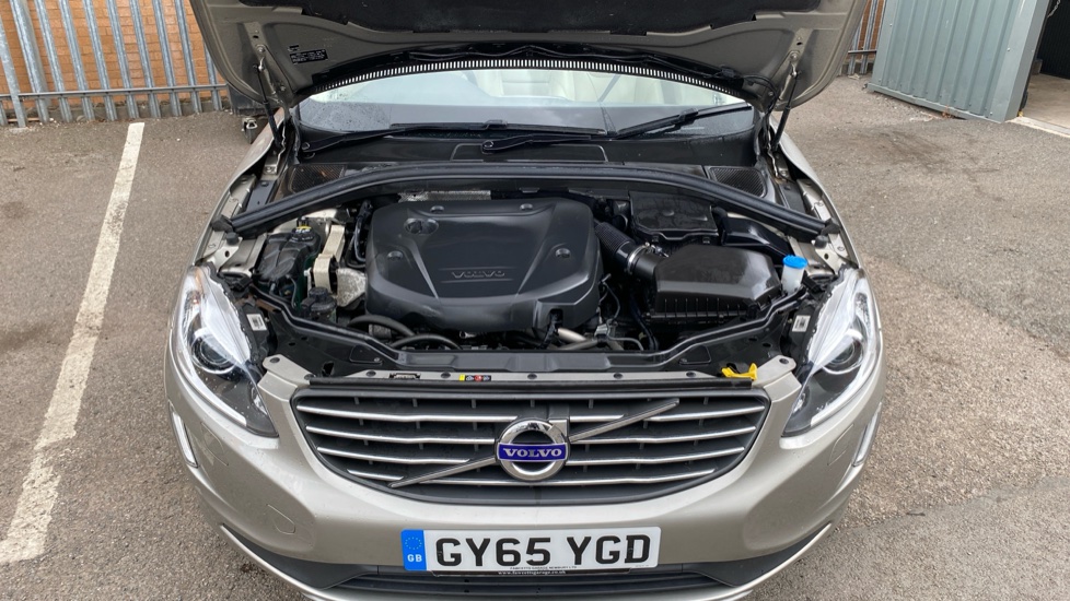 Volvo XC60 D4 [190] SE Lux Nav 5dr Geartronic Diesel Estate - Image 8