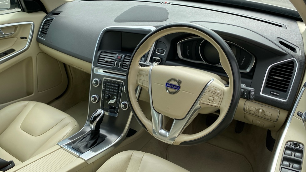 Volvo XC60 D4 [190] SE Lux Nav 5dr Geartronic Diesel Estate - Image 11