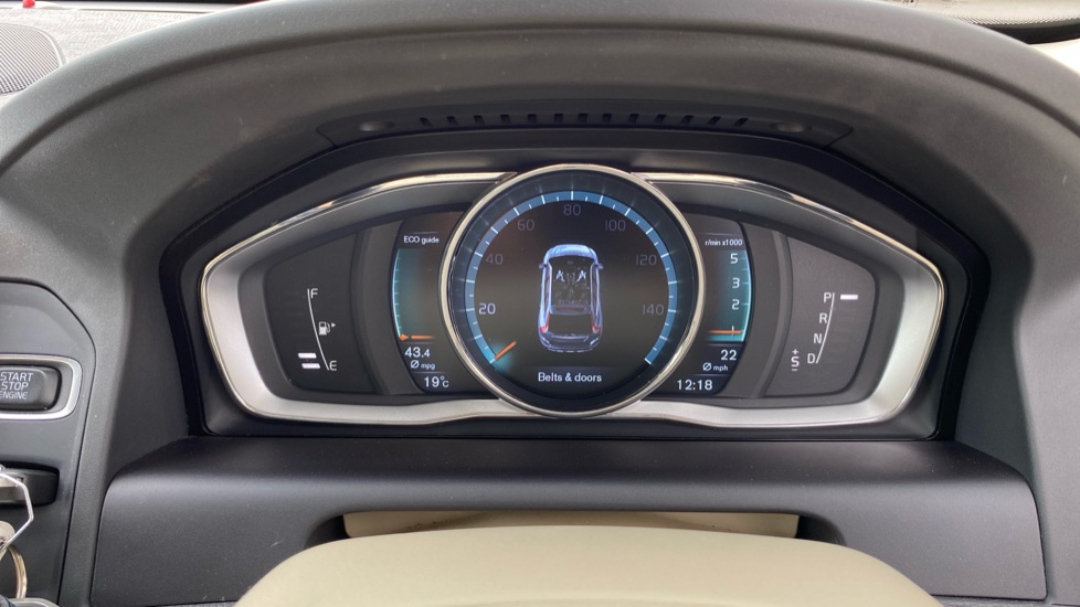 Volvo XC60 D4 [190] SE Lux Nav 5dr Geartronic Diesel Estate - Image 18