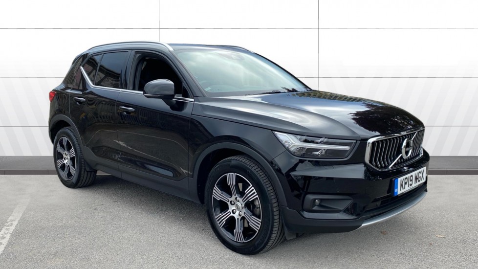 Volvo XC40 2.0 D3 Inscription 5dr AWD Geartronic Diesel Estate - Image 1