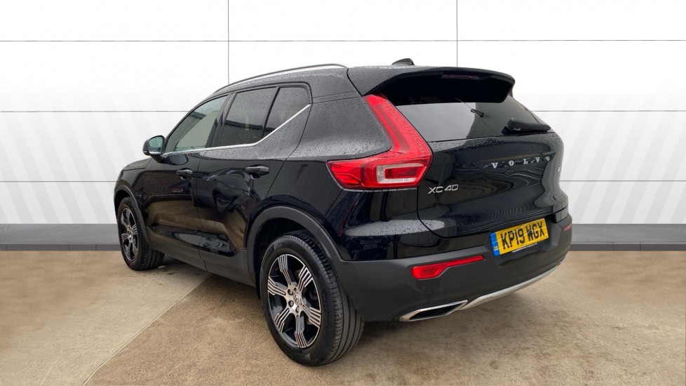 Volvo XC40 2.0 D3 Inscription 5dr AWD Geartronic Diesel Estate - Image 2