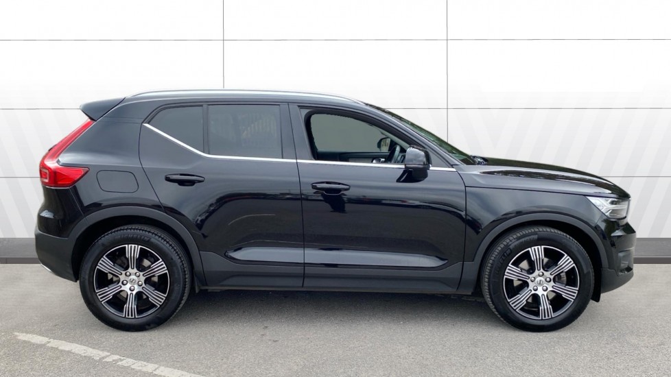Volvo XC40 2.0 D3 Inscription 5dr AWD Geartronic Diesel Estate - Image 5
