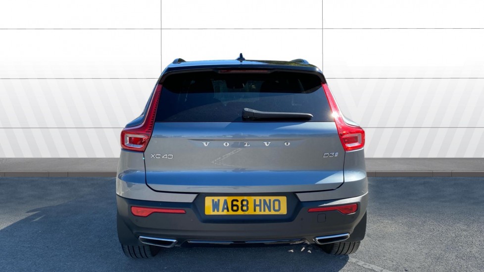 Volvo XC40 2.0 D3 R DESIGN Pro 5dr Geartronic Diesel Estate - Image 6
