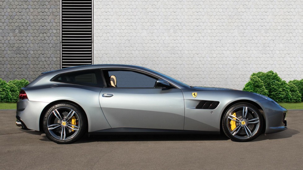 Ferrari GTC4 Lusso 2dr Auto Petrol Coupe - Image 4