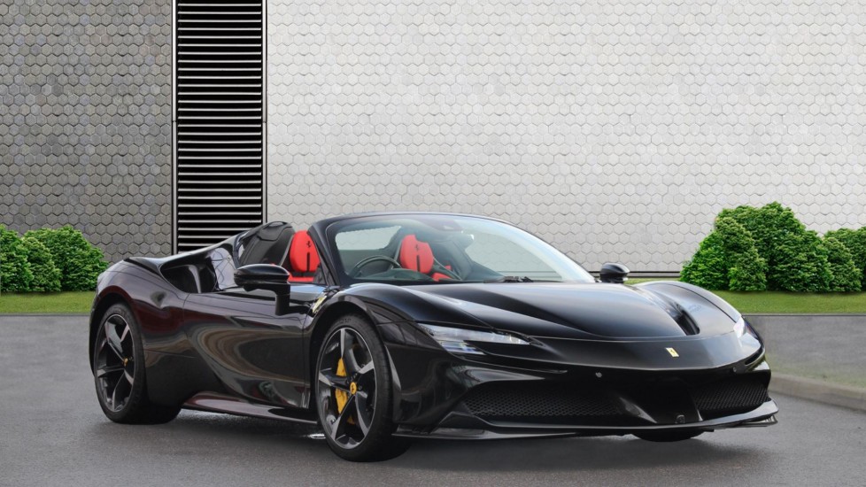 Ferrari SF90 Spider 4.0T V8 7.9kWh Convertible 2dr Petrol Plug-in Hybrid F1 DCT 4WD Euro 6 (s/s) (986 ps) Convertible - Image 2
