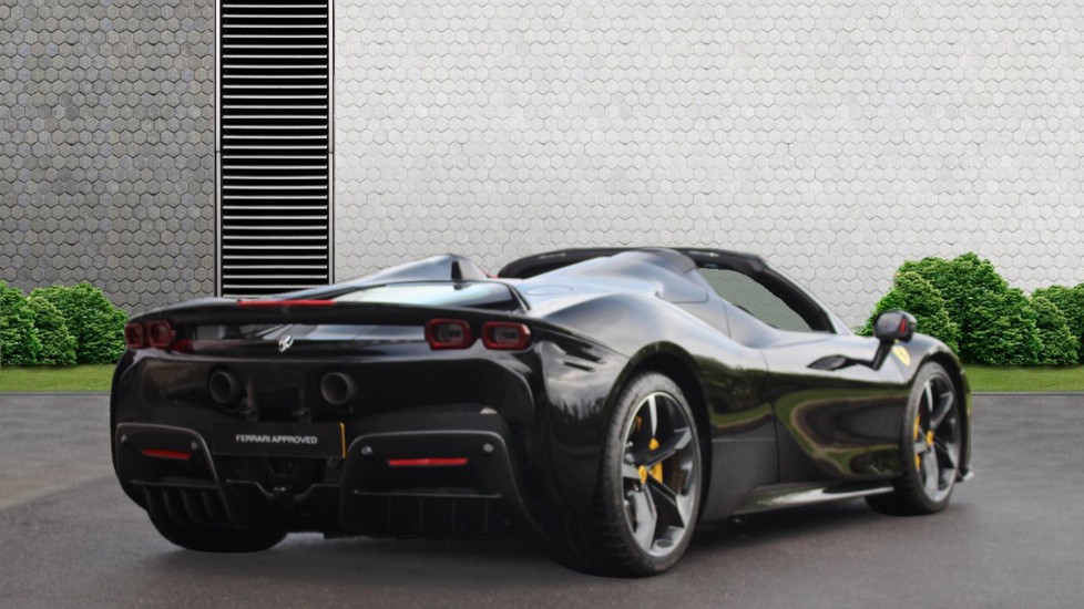 Ferrari SF90 Spider 4.0T V8 7.9kWh Convertible 2dr Petrol Plug-in Hybrid F1 DCT 4WD Euro 6 (s/s) (986 ps) Convertible - Image 5