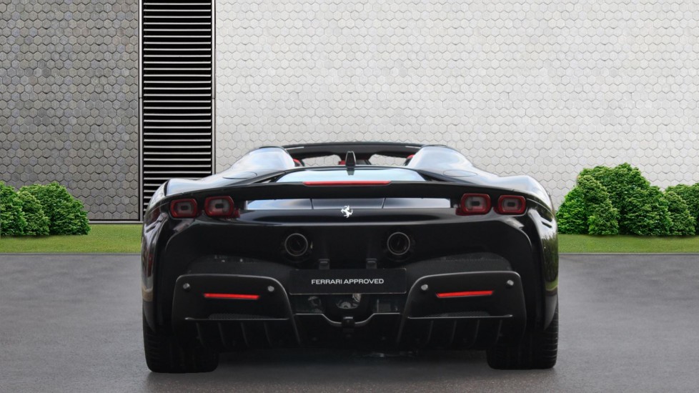 Ferrari SF90 Spider 4.0T V8 7.9kWh Convertible 2dr Petrol Plug-in Hybrid F1 DCT 4WD Euro 6 (s/s) (986 ps) Convertible - Image 6