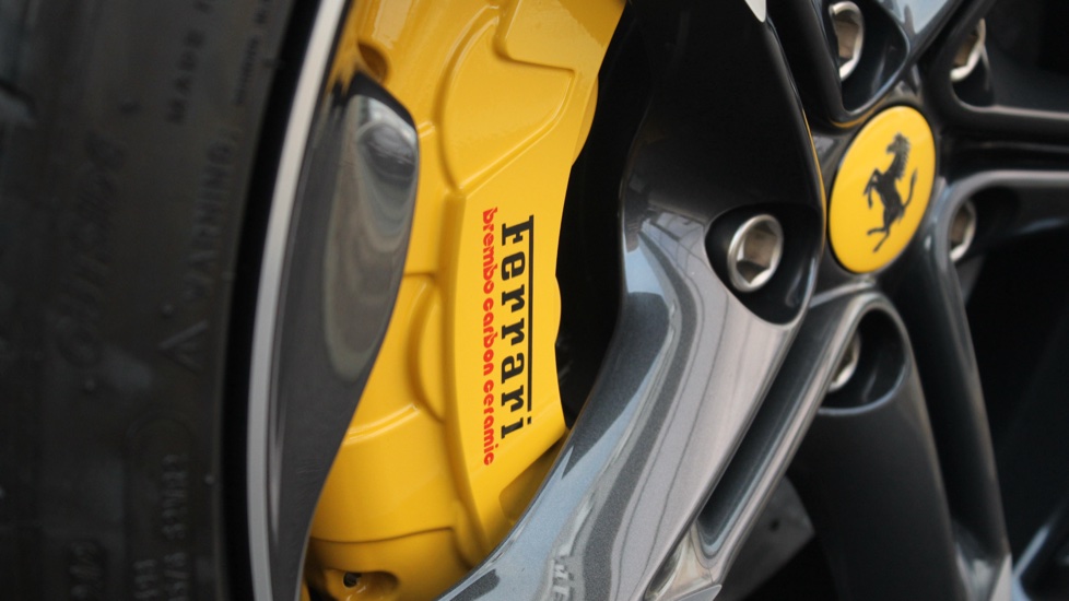 Ferrari SF90 Spider 4.0T V8 7.9kWh Convertible 2dr Petrol Plug-in Hybrid F1 DCT 4WD Euro 6 (s/s) (986 ps) Convertible - Image 15