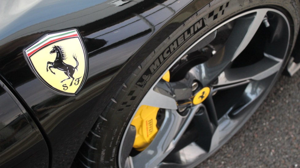 Ferrari SF90 Spider 4.0T V8 7.9kWh Convertible 2dr Petrol Plug-in Hybrid F1 DCT 4WD Euro 6 (s/s) (986 ps) Convertible - Image 16