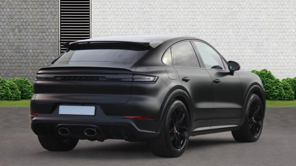 Porsche Cayenne Turbo E-Hybrid 5dr Tiptronic S [GT Package] Estate - Image 5