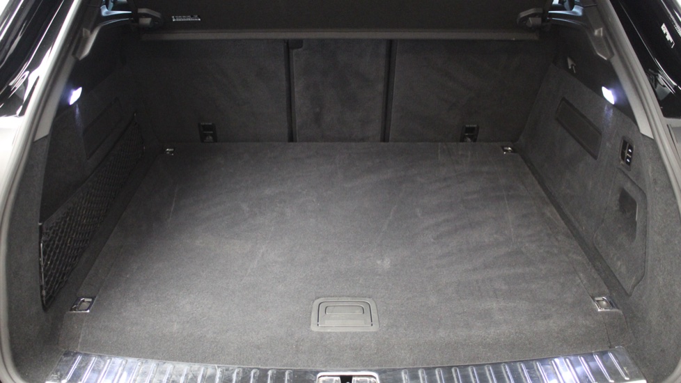 Porsche Cayenne Turbo E-Hybrid 5dr Tiptronic S [GT Package] Estate - Image 25