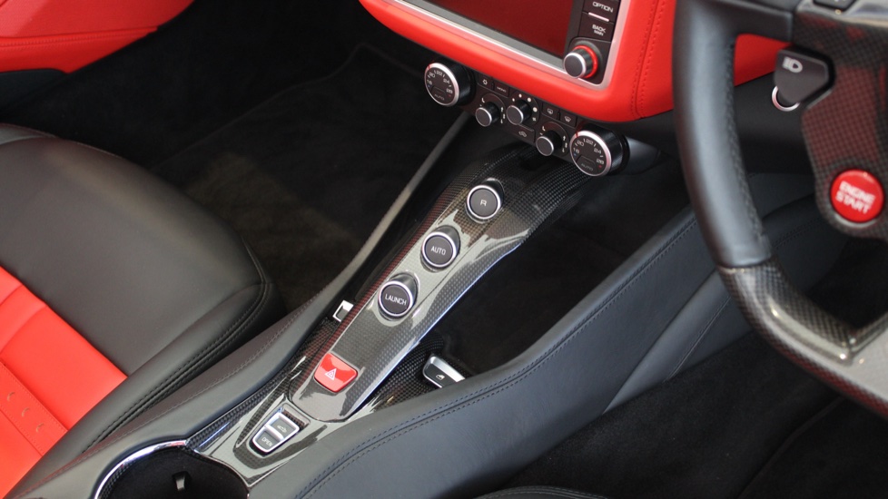 Ferrari California T 2dr Auto [HELE] Petrol Convertible - Image 17