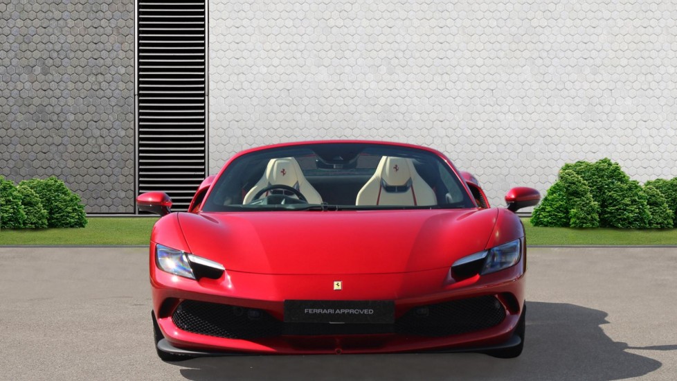 Ferrari 296 GTS 3.0T V6 Spider 2dr Petrol Plug-in Hybrid F1 DCT Euro 6 (s/s) 7.45kWh (830 ps) Convertible - Image 3