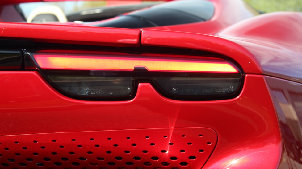Ferrari 296 GTS 3.0T V6 Spider 2dr Petrol Plug-in Hybrid F1 DCT Euro 6 (s/s) 7.45kWh (830 ps) Convertible - Image 15