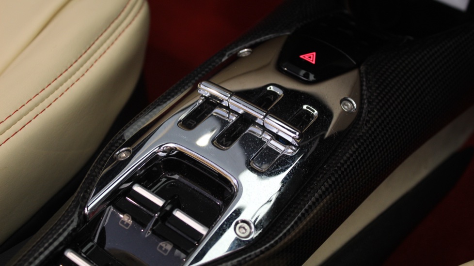 Ferrari 296 GTS 3.0T V6 Spider 2dr Petrol Plug-in Hybrid F1 DCT Euro 6 (s/s) 7.45kWh (830 ps) Convertible - Image 26