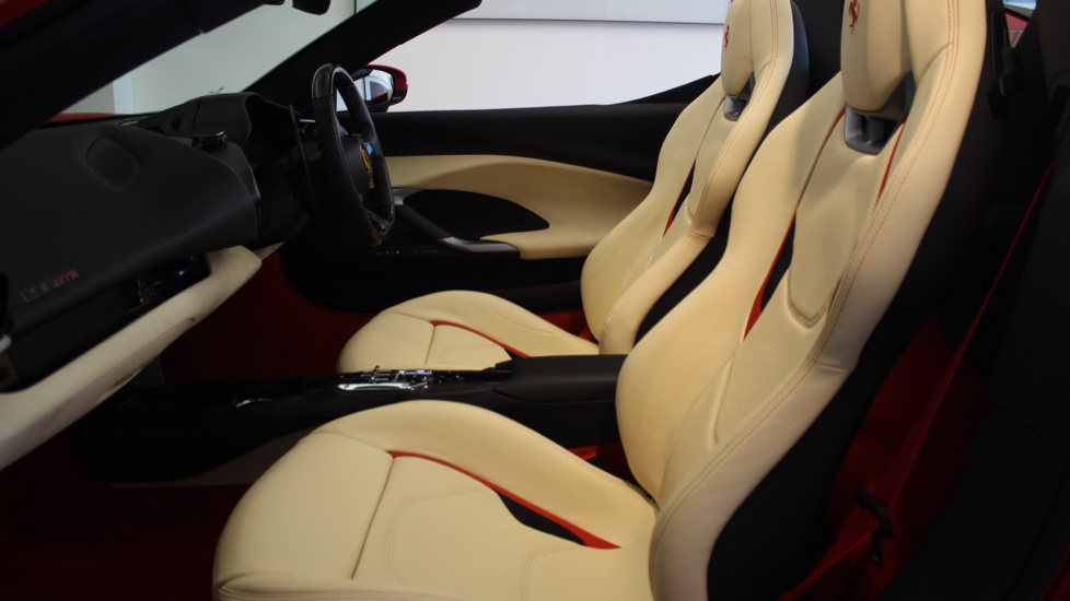 Ferrari 296 GTS 3.0T V6 Spider 2dr Petrol Plug-in Hybrid F1 DCT Euro 6 (s/s) 7.45kWh (830 ps) Convertible - Image 34