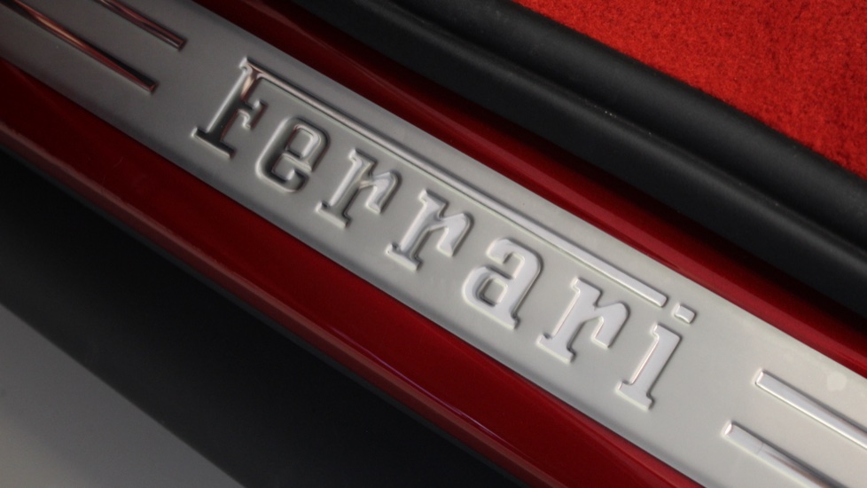 Ferrari 296 GTS 3.0T V6 Spider 2dr Petrol Plug-in Hybrid F1 DCT Euro 6 (s/s) 7.45kWh (830 ps) Convertible - Image 43