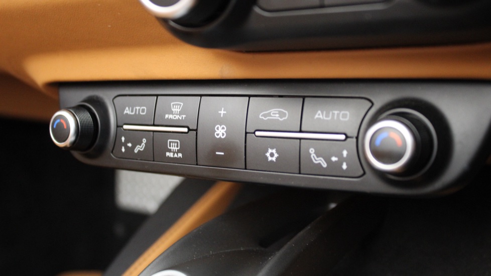 Ferrari Portofino GT 2dr Auto Petrol Convertible - Image 22