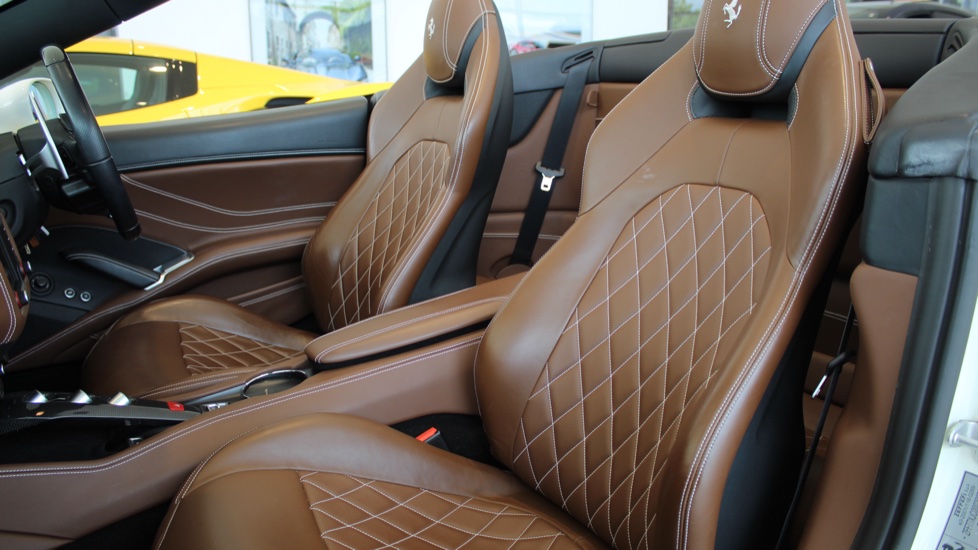Ferrari California T 2dr Auto Petrol Convertible - Image 29