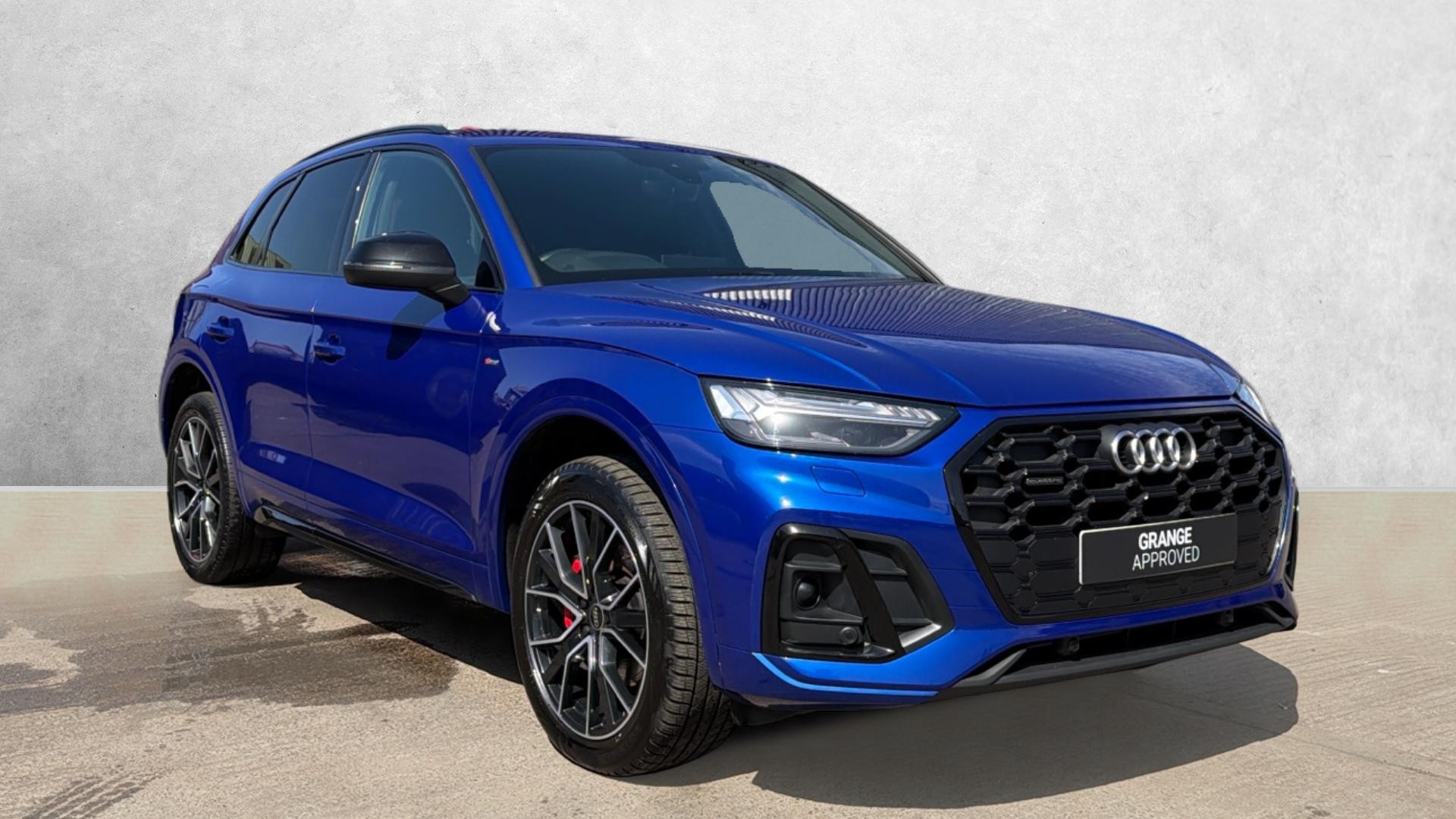 Blue 2022 Audi Q5 SUV/Crossover All-wheel drive Automatic