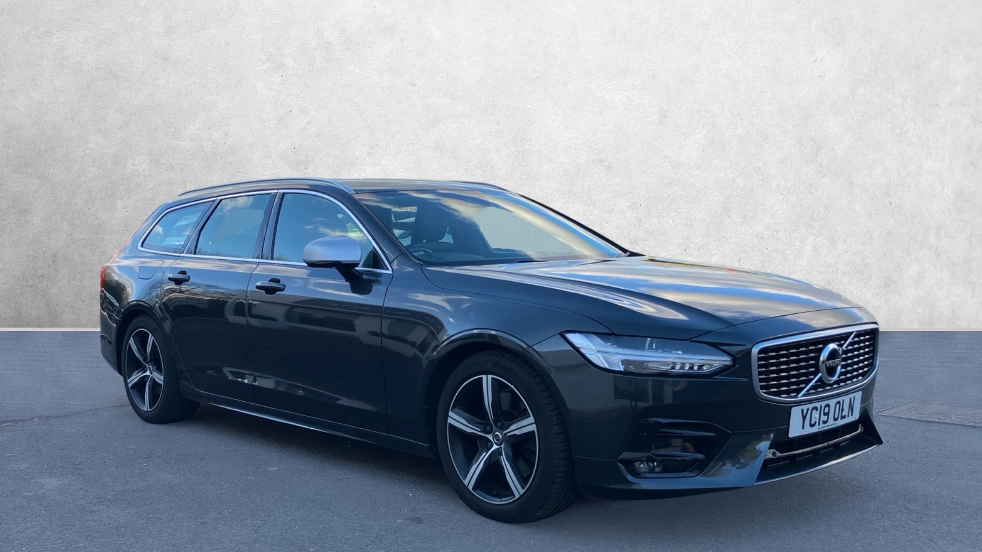 2019 Volvo V90 2.0 T4 R-Design