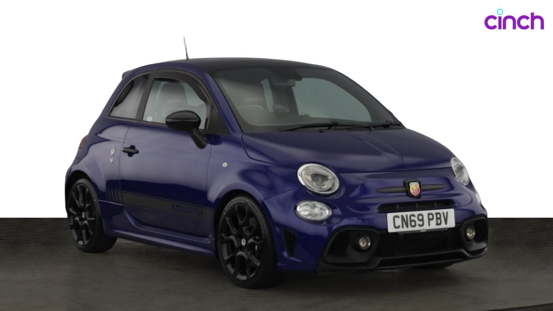 Abarth 595 listing photo