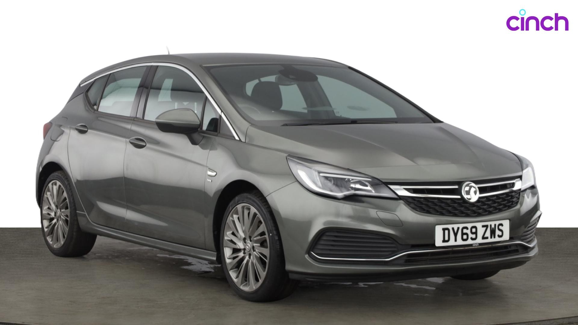 Vauxhall Astra listing photo