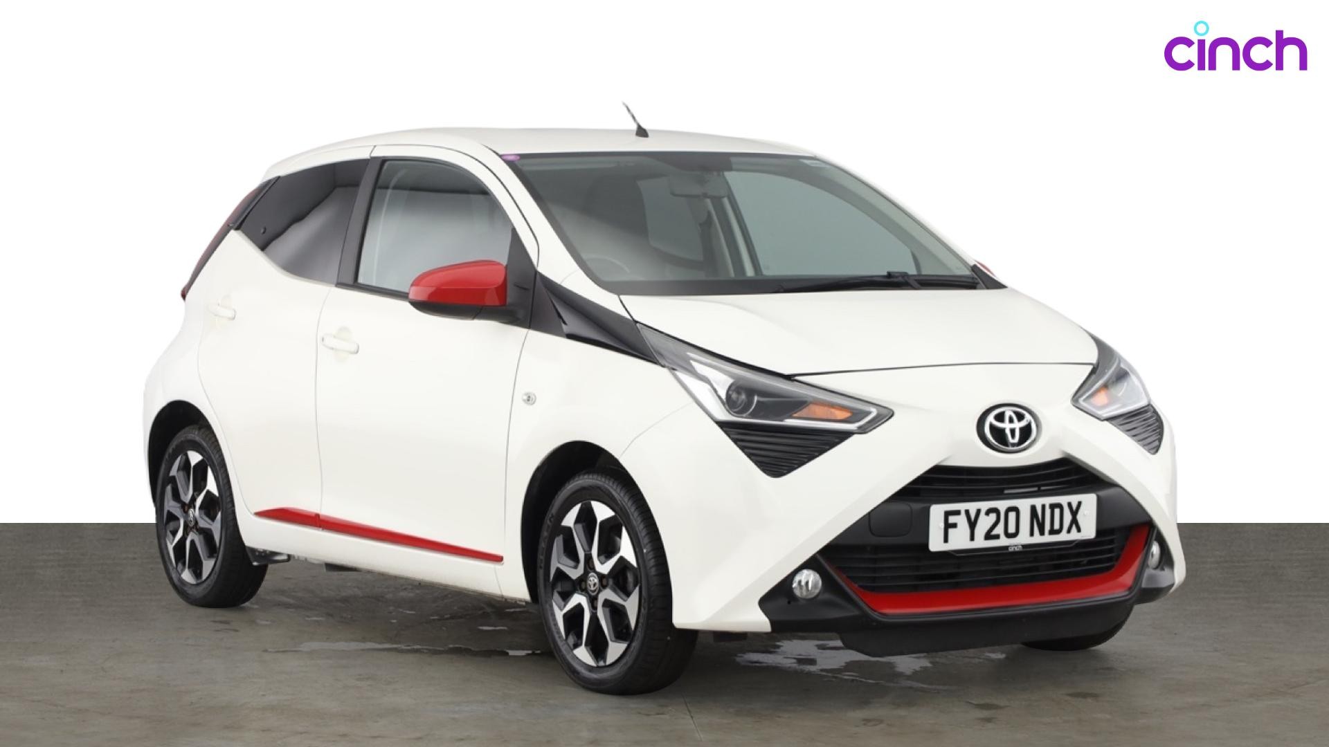 Toyota AYGO listing photo
