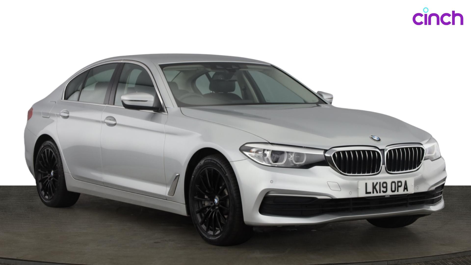 BMW 5 Series listing photo