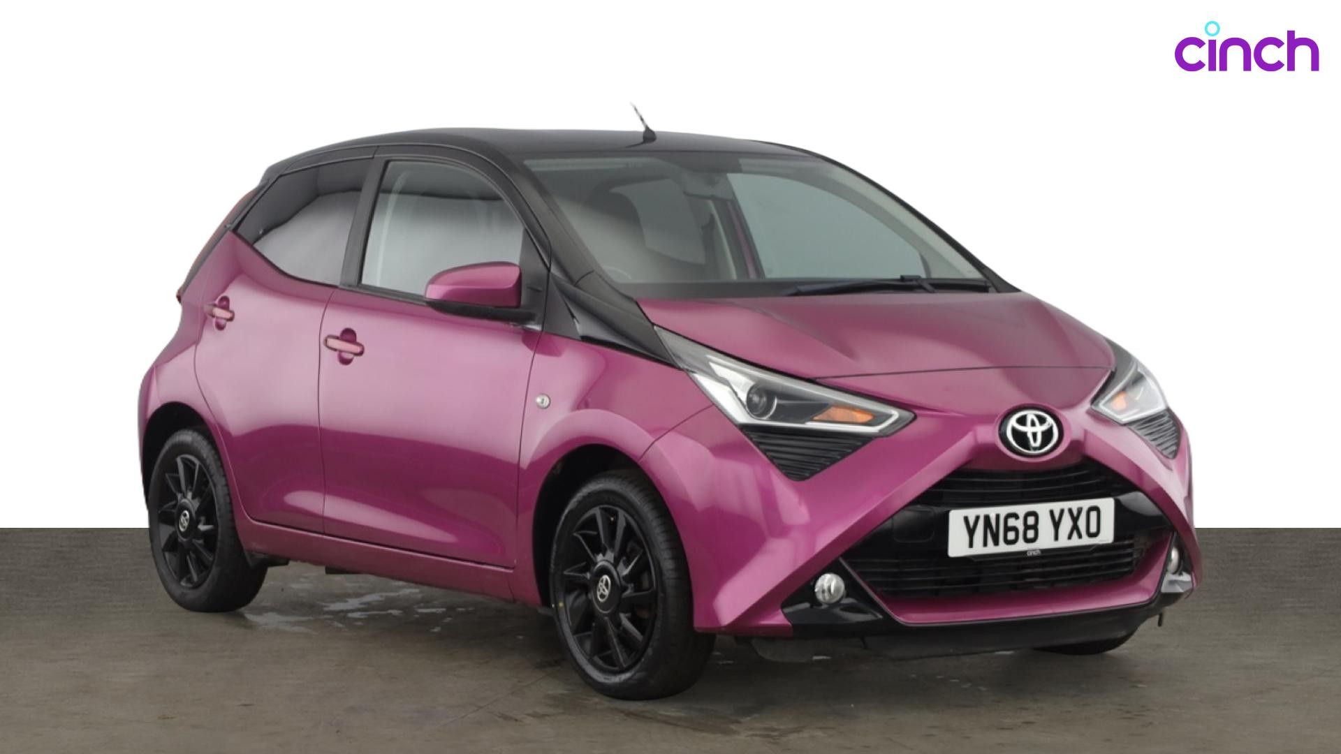 Toyota AYGO listing photo