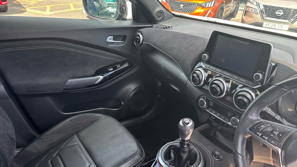 Nissan Juke 1.0 DiG-T 114 Tekna+ 5dr Petrol Hatchback - Image 14