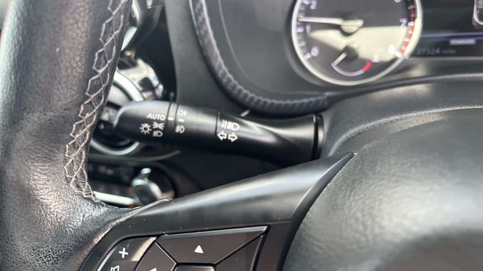 Nissan Juke 1.0 DiG-T 114 Tekna+ 5dr Petrol Hatchback - Image 23