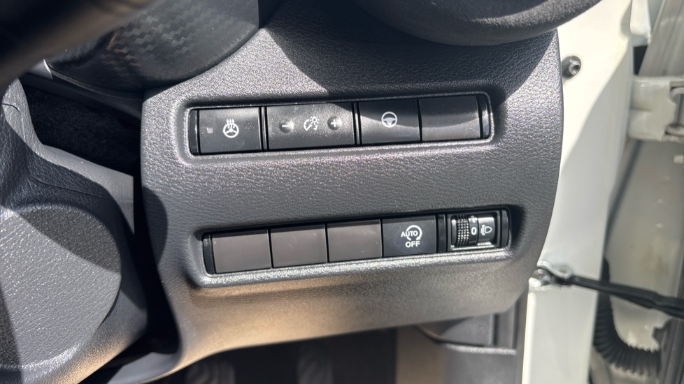 Nissan Juke 1.0 DiG-T 114 Tekna+ 5dr Petrol Hatchback - Image 24