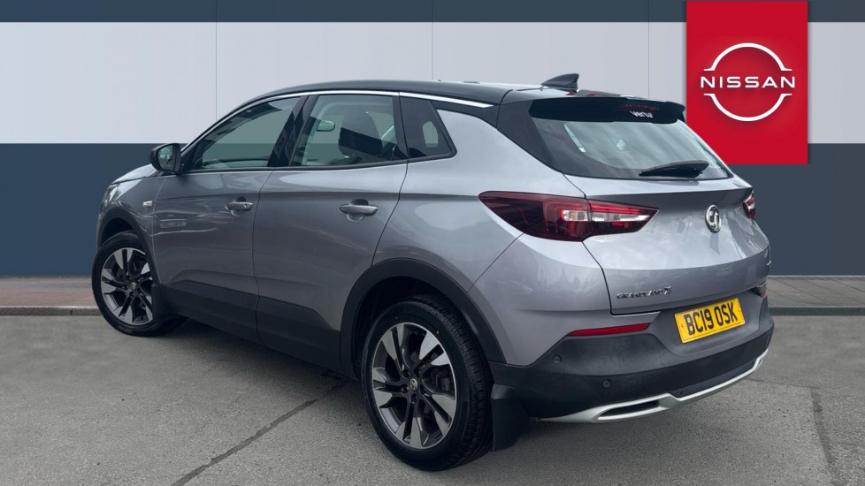 Vauxhall Grandland X 1.2 Turbo Sport Nav 5dr Petrol Hatchback - Image 2