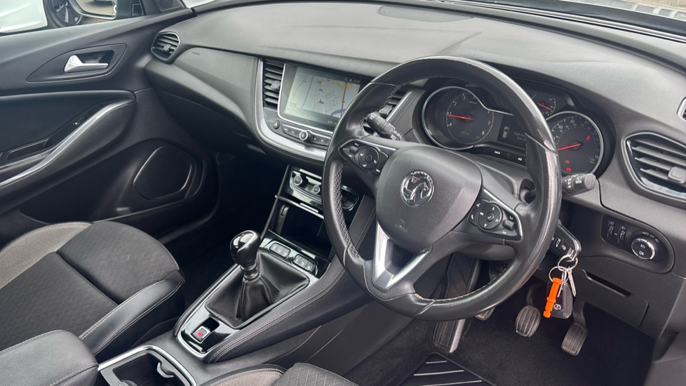 Vauxhall Grandland X 1.2 Turbo Sport Nav 5dr Petrol Hatchback - Image 11