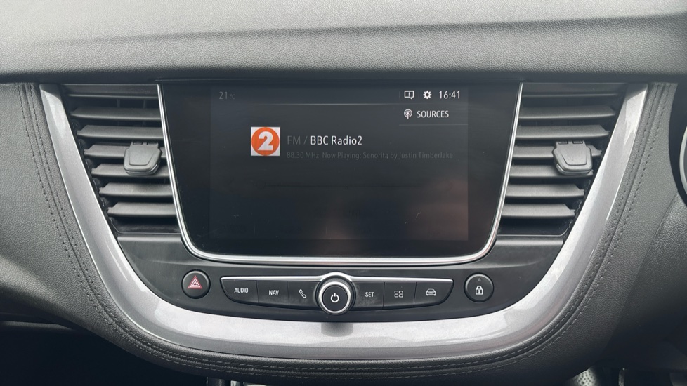 Vauxhall Grandland X 1.2 Turbo Sport Nav 5dr Petrol Hatchback - Image 33