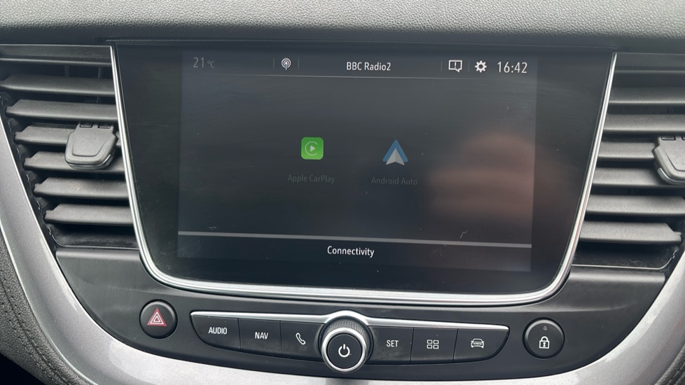 Vauxhall Grandland X 1.2 Turbo Sport Nav 5dr Petrol Hatchback - Image 37