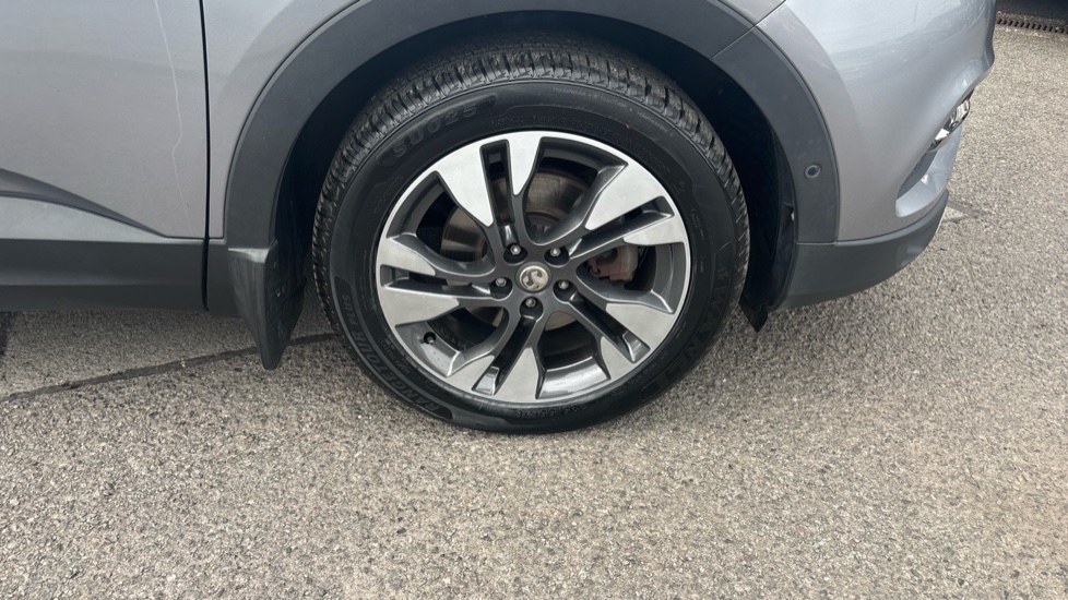 Vauxhall Grandland X 1.2 Turbo Sport Nav 5dr Petrol Hatchback - Image 41