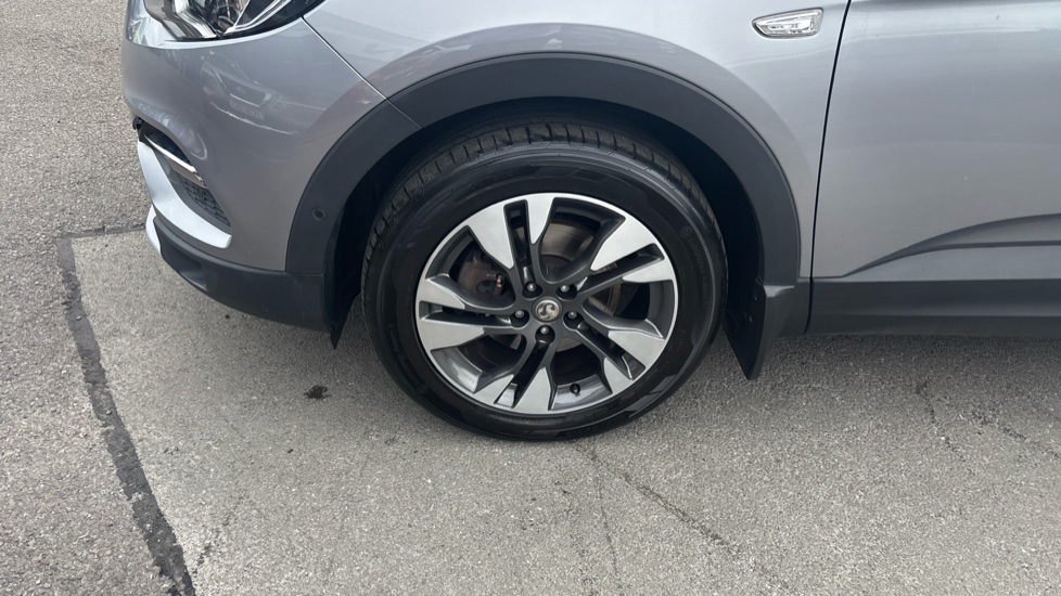 Vauxhall Grandland X 1.2 Turbo Sport Nav 5dr Petrol Hatchback - Image 44